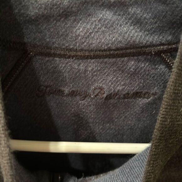 Tommy Bahama Men's dark grey half zip shirt - Picture 4 of 10